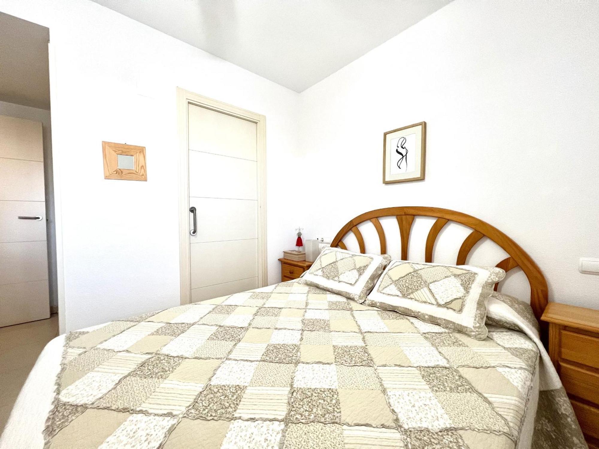 Ambar Beach Apartment, Playa Fossa 칼페 외부 사진
